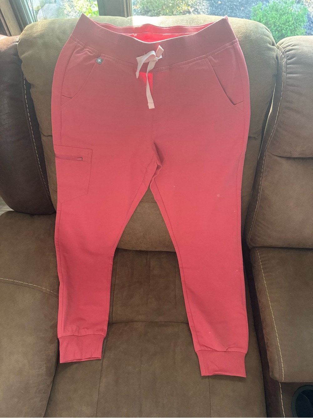 Figs Coral Jogger Sweatpants with Drawstring